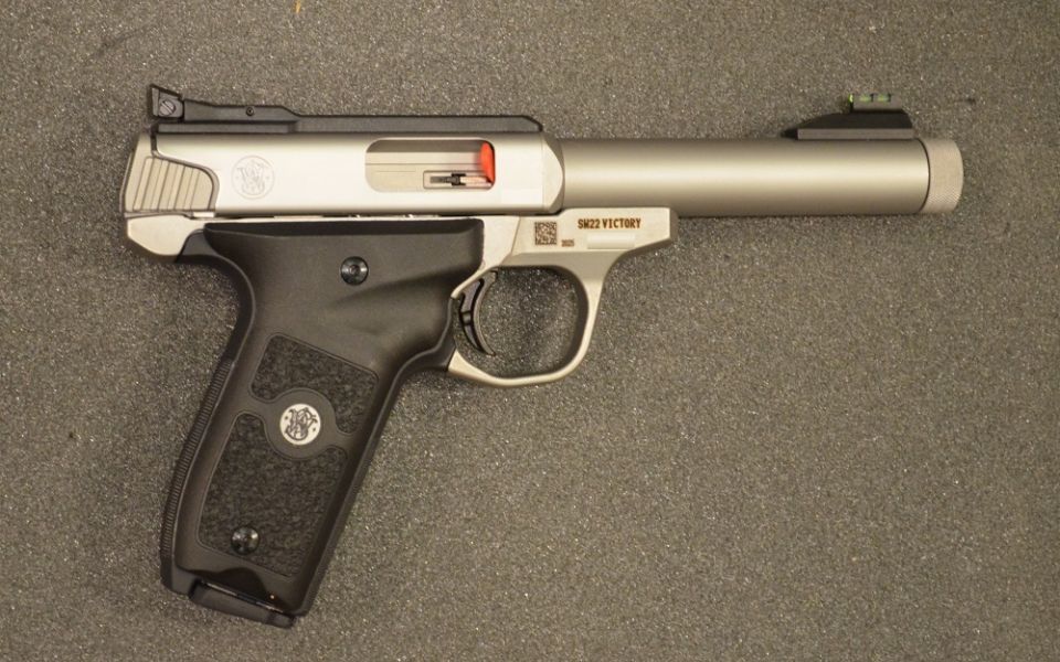 Smith & Wesson SW22 Victory Trd
