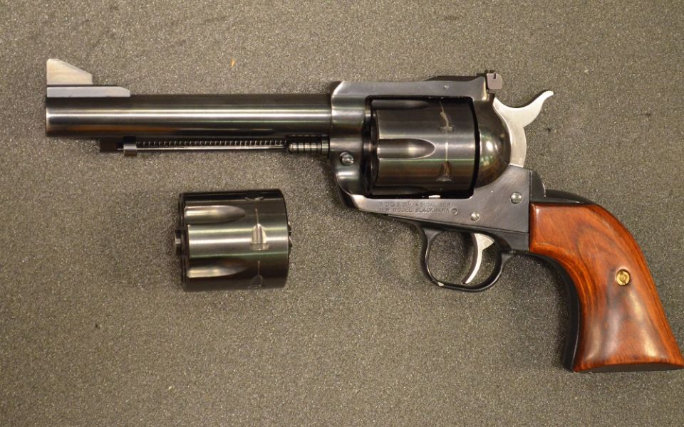 Ruger New Model Blackhawk + extra cilinder
