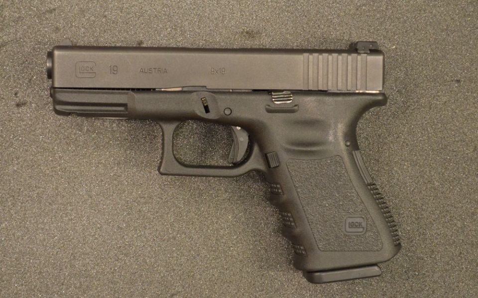 Glock 19